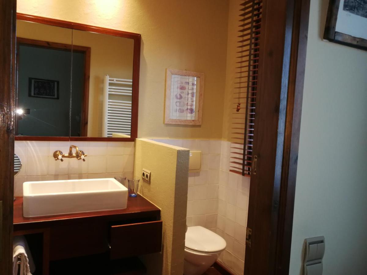 Hotel Rural Cal Ruget Vilobi Del Penedes Exterior photo