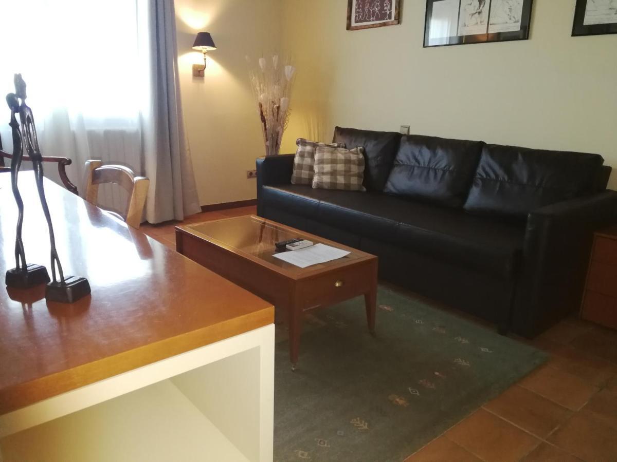 Hotel Rural Cal Ruget Vilobi Del Penedes Exterior photo
