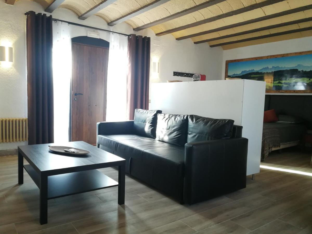 Hotel Rural Cal Ruget Vilobi Del Penedes Exterior photo